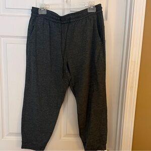Lululemon women’s cropped green marbled joggers.  Size 10